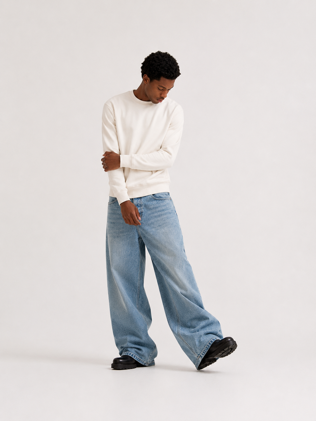 LIGHT WASH DENIM [V2]