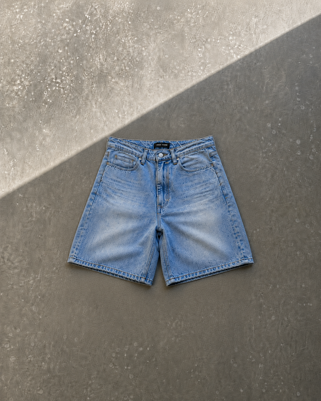 LIGHT WASH JORTS